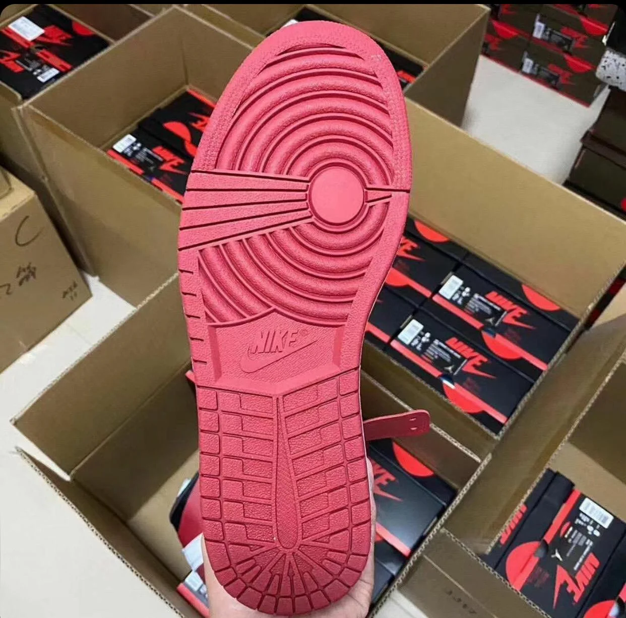 Wholesale Nike Shoes Pallet (100 Pairs) - Image 4