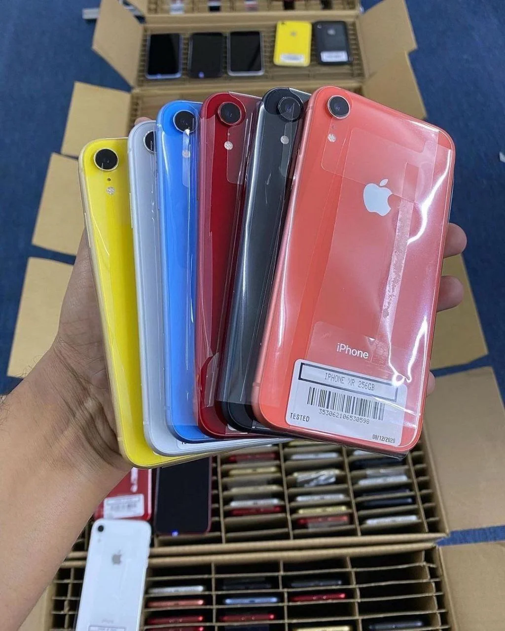 Wholesale Mixed iPhone Pallet (15 Phones) - Image 2