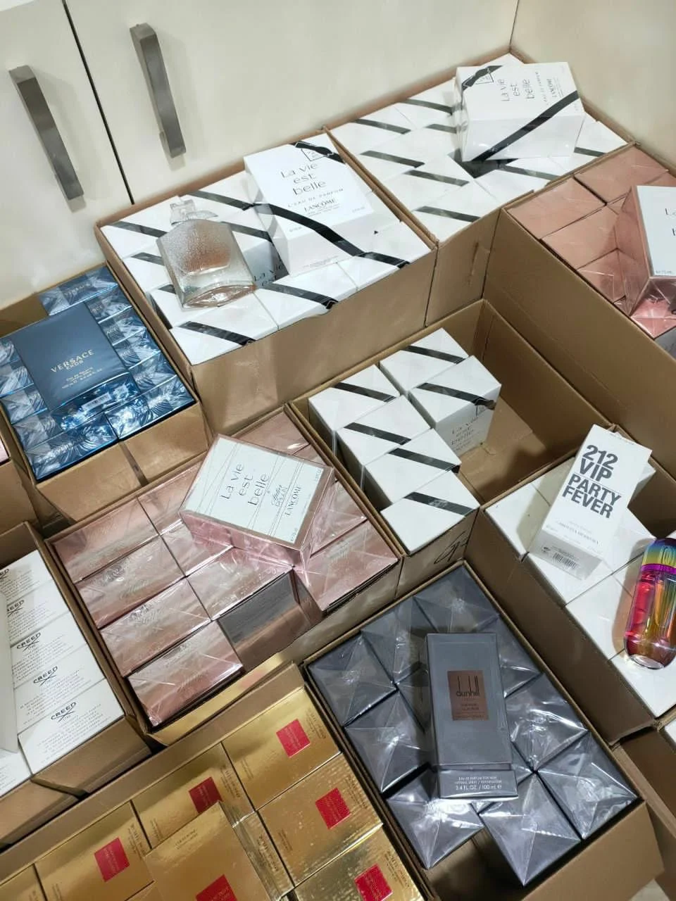 Authentic Perfume & Cologne Pallet (150 Pieces) - Image 2